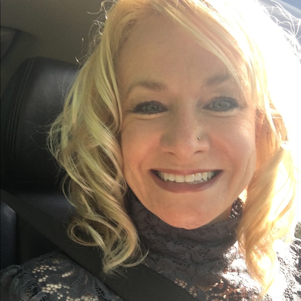 Meet your Posher, Kim